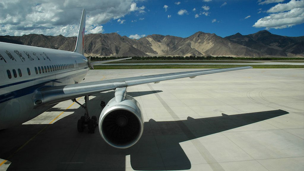 UNUSED – Shanghai-to-Lhasa-flight-1024×575